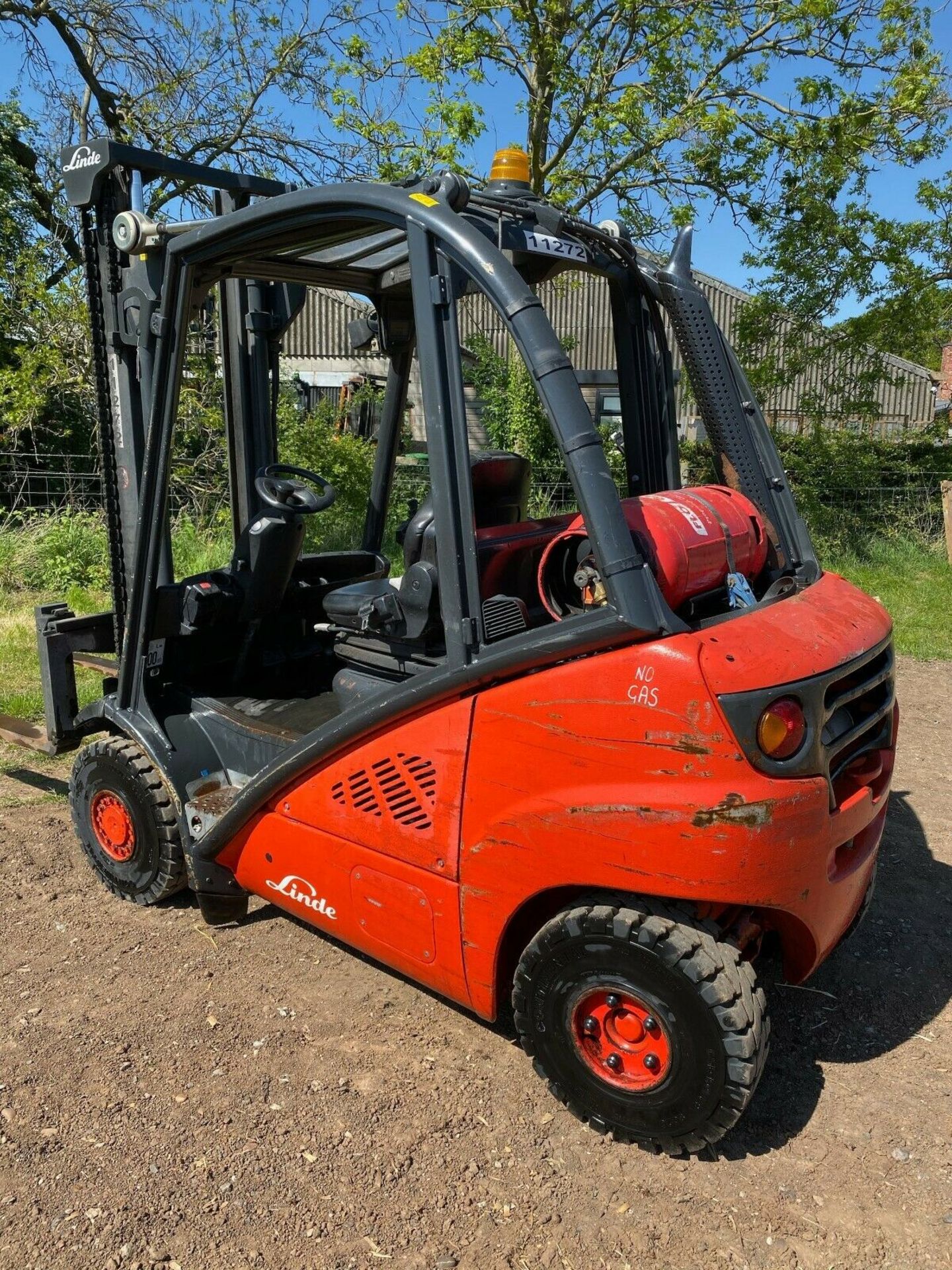 LINDE 2 TON, MODEL: H20T, DUPLEX, SIDE SHIFT, NEW TYRES, YEAR 2008 *PLUS VAT* - Image 2 of 4