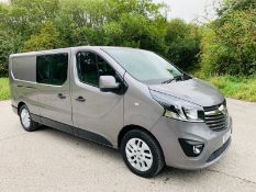 2019/19 REG RENAULT TRAFIC LL29 SPORT NAV ENERGY 1.6 DIESEL GREY CREW VAN, SHOWING 0 FORMER KEEPERS