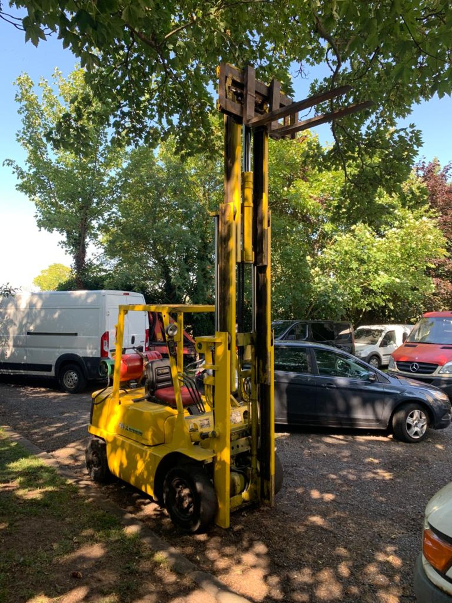 MITSUBISHI FG25 2.5 TON CONTAINER SPEC YELLOW GAS POWERED FORKLIFT *PLUS VAT* - Image 8 of 12