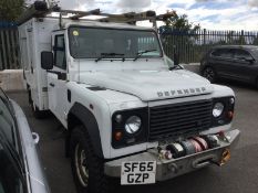 2015/65 REG LAND ROVER DEFENDER 130 2.2 TURBO DIESEL WHITE, SHOWING 0 FORMER KEEPERS *PLUS VAT*