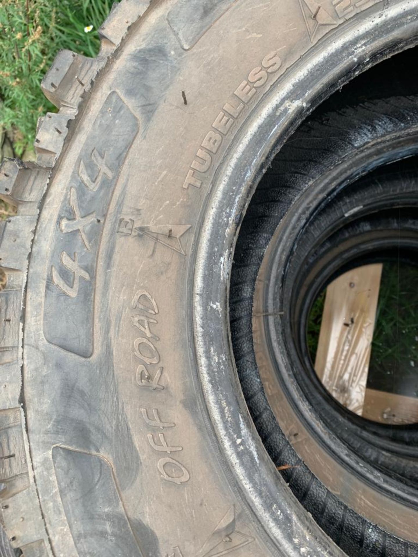 4 X TECHNIC 4X4 OFF ROAD TYRES - 235/75 R15 (105) *NO VAT* - Image 2 of 4