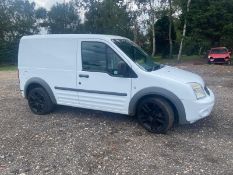 2009/59 REG FORD TRANSIT CONNECT 90 T220 1.8 DIESEL WHITE PANEL VAN, SHOWING 0 FORMER KEEPERS