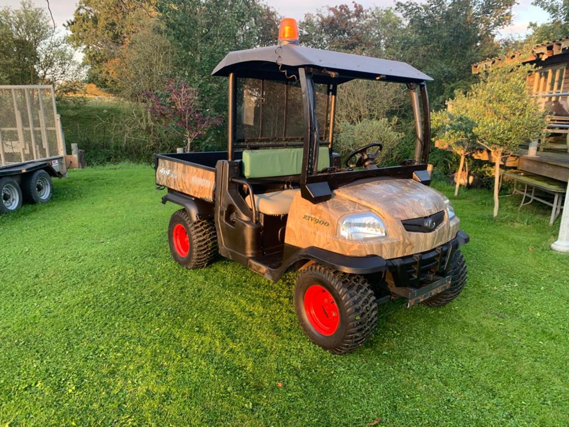 KUBOTA 4X4 DIESEL HYDRAULIC TIPPER BUGGY, RUNS, WORKS AND TIPS *PLUS VAT* - Image 3 of 22
