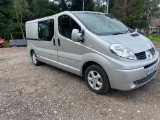 2011/11 REG RENAULT TRAFIC LL29 SPORT DCI 115 2.0 DIESEL LWB PANEL VAN, SHOWING 2 FORMER KEEPERS