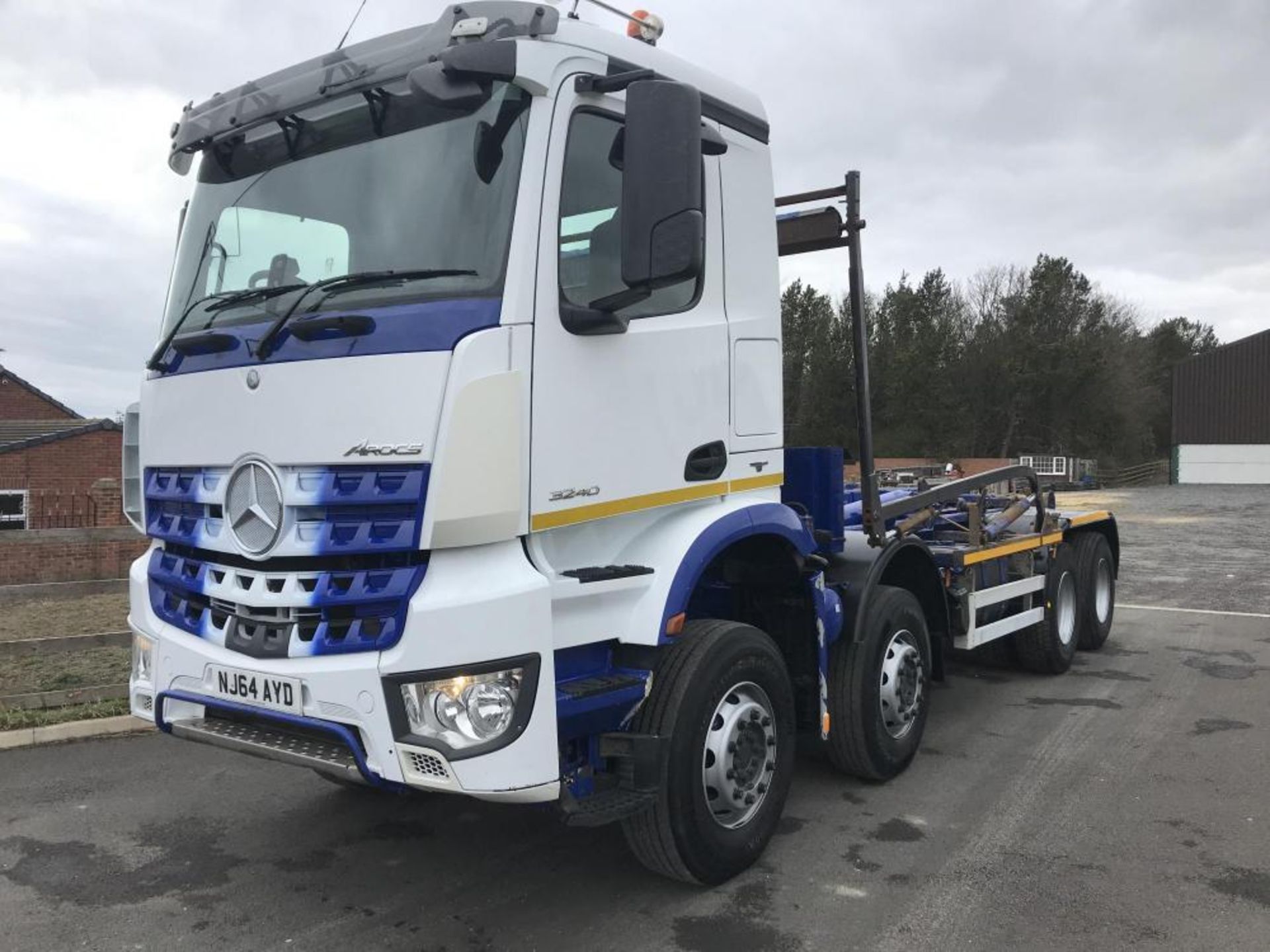 2014/64 REG MERCEDES-BENZ AROCS 3240 HOOK LOADER 8X4 HARSH HOOK EQUIPMENT, AUTO GEARBOX *PLUS VAT* - Image 2 of 24