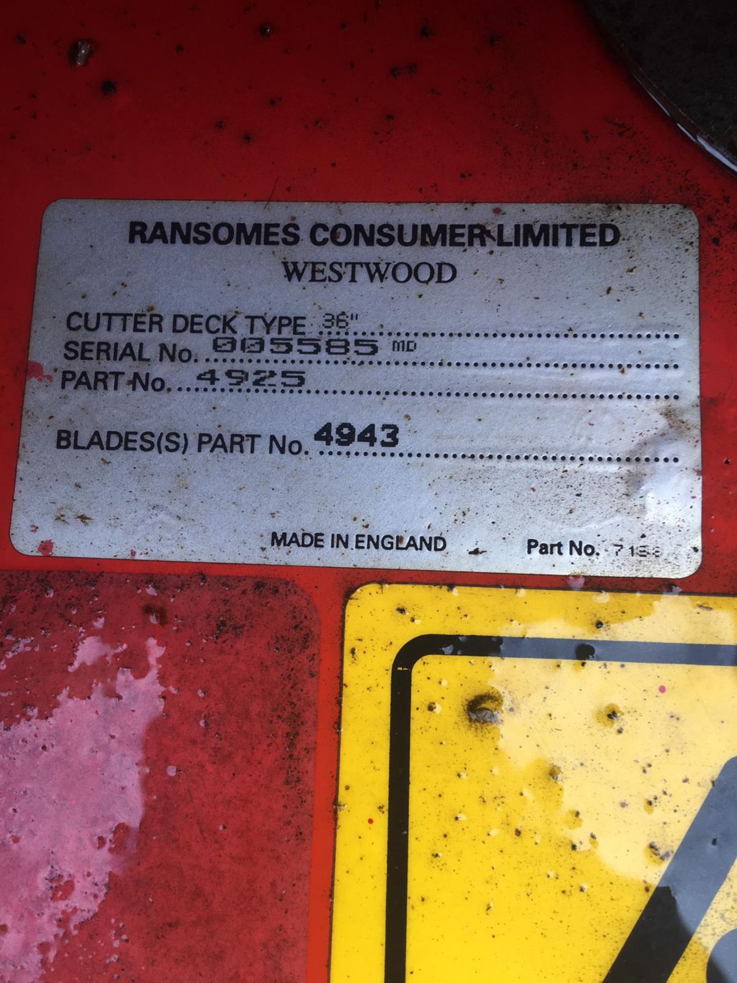 RANSOMES WESTWOOD WSI200 12.5 HP ELECTRIC START, 36" CUTTING DECK, RUNS, WORKS AND CUTS *NO VAT* - Image 11 of 12