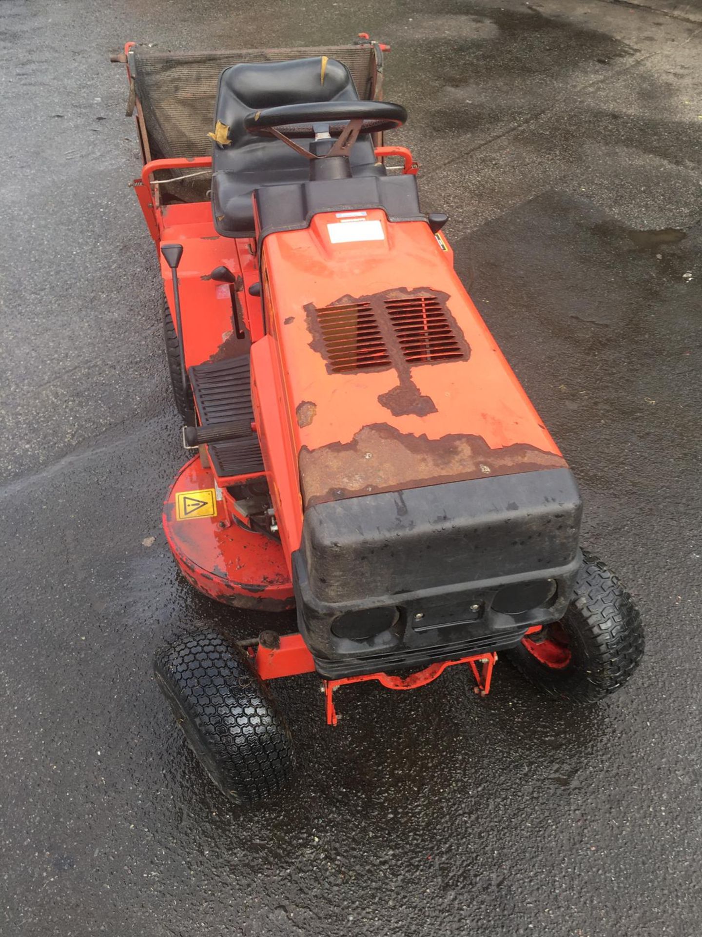 RANSOMES WESTWOOD WSI200 12.5 HP ELECTRIC START, 36" CUTTING DECK, RUNS, WORKS AND CUTS *NO VAT* - Image 2 of 12