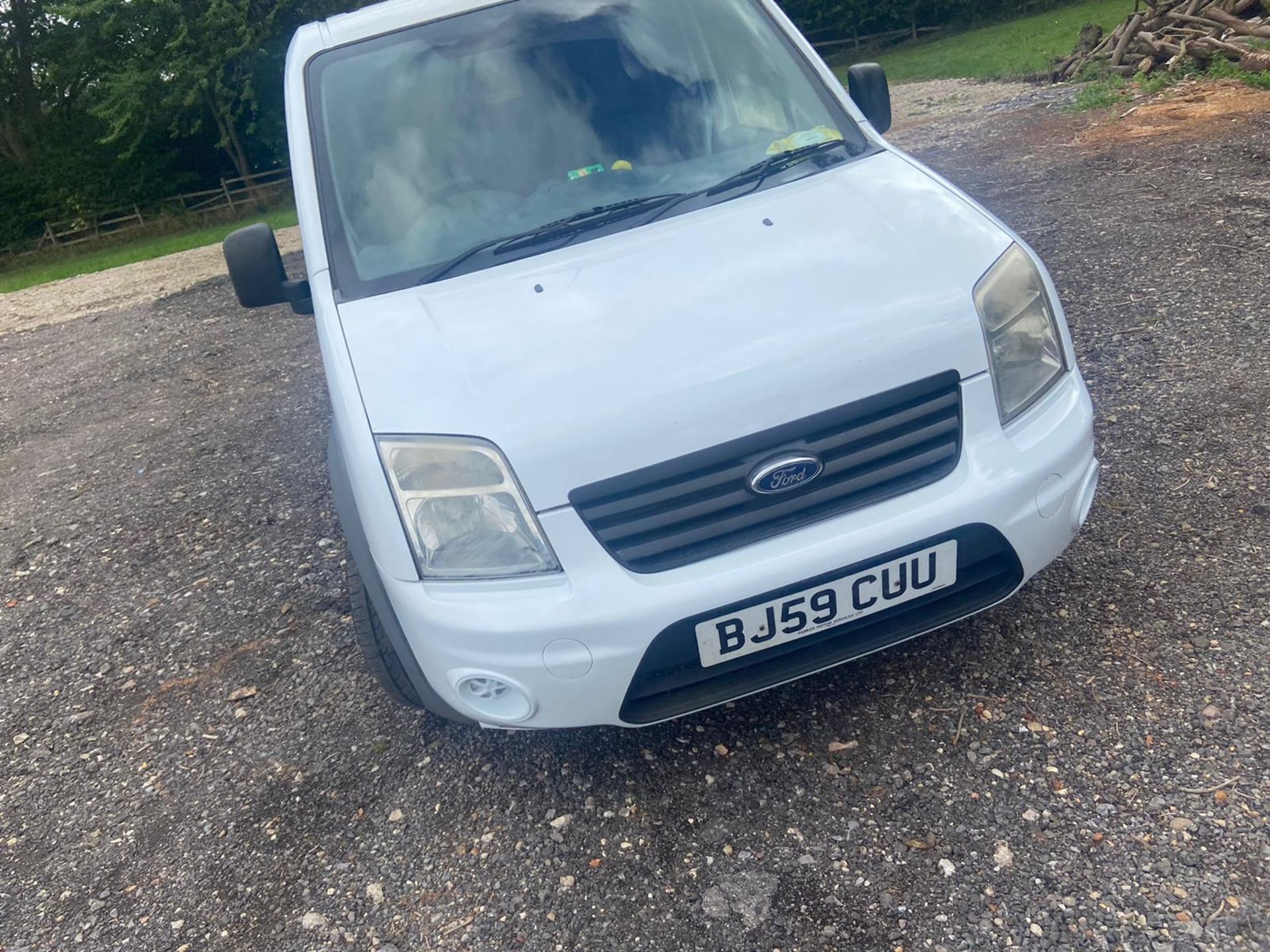 2009/59 REG FORD TRANSIT CONNECT 90 T220 1.8 DIESEL PANEL VAN, SHOWING 0 FORMER KEEPERS *PLUS VAT* - Image 2 of 10