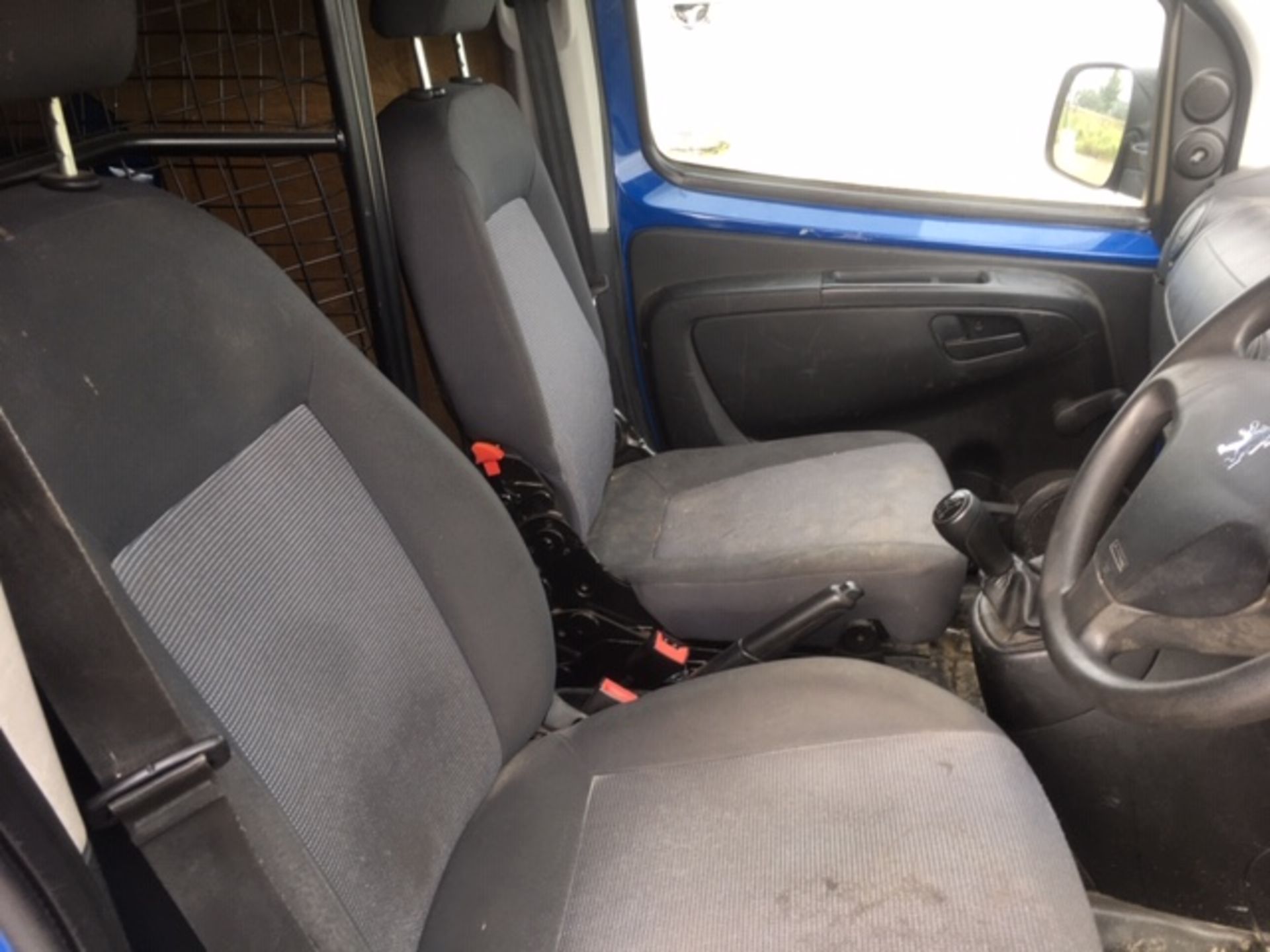 2015/15 REG PEUGEOT BIPPER S HDI 1.25 DIESEL BLUE PANEL VAN, SHOWING 1 FORMER KEEPER *NO VAT* - Image 11 of 12