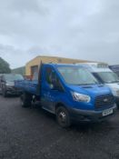 2015/15 REG FORD TRANSIT 350 2.2 DIESEL BLUE TIPPER, 125 BHP SHOWING 1 FORMER KEEPER