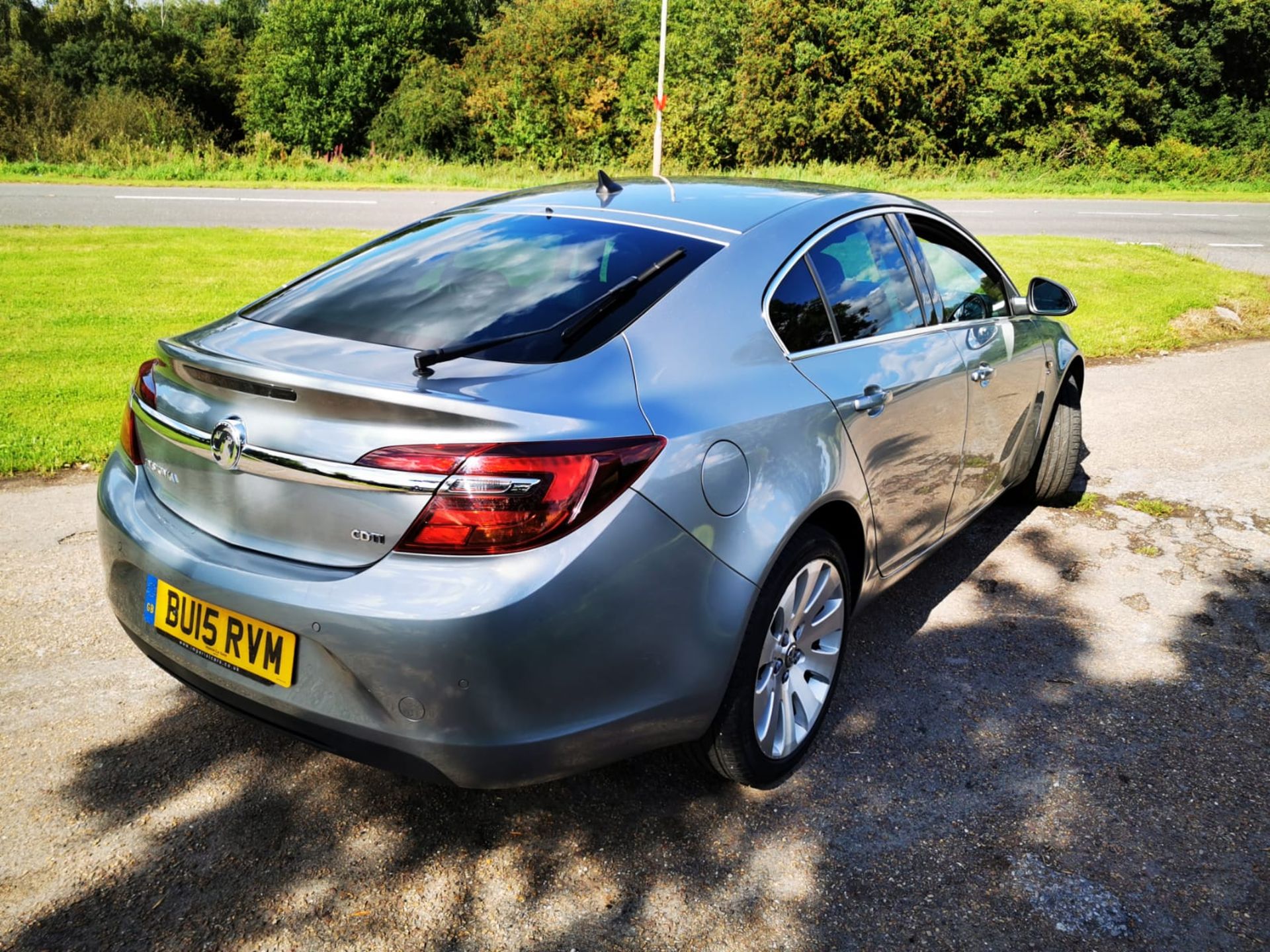 2015/15 REG VAUXHALL INSIGNIA ELITE NAV CDTI AUTO 2.0 DIESEL SILVER 5DR HATCHBACK *NO VAT* - Image 7 of 25