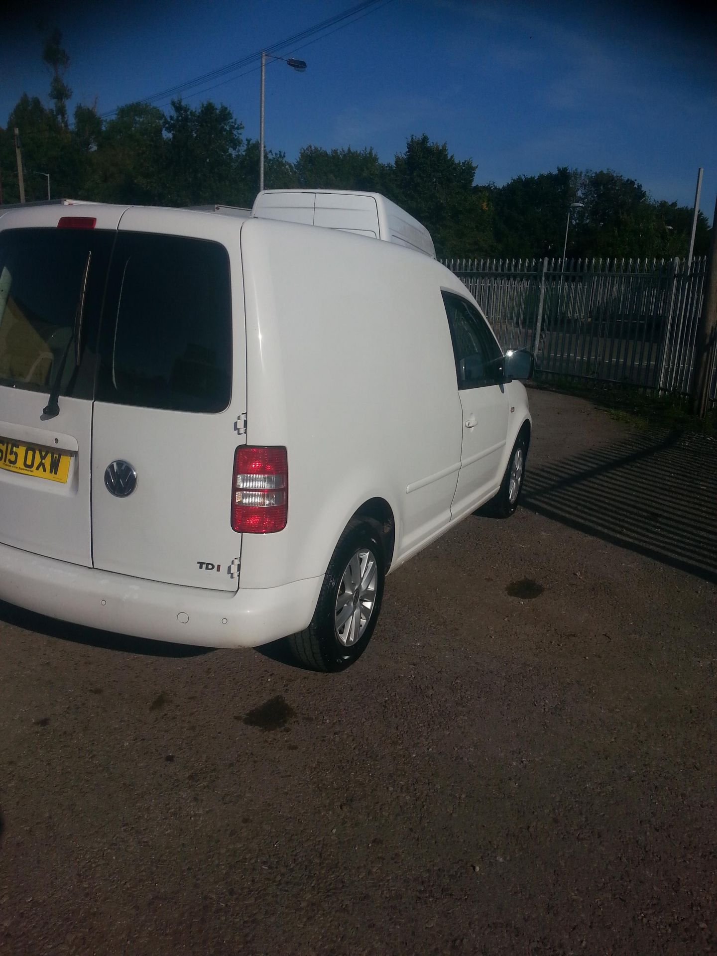 2015/15 REG VOLKSWAGEN CADDY C20 HIGHLINE TDI 1.6 DIESEL WHITE PANEL VAN, SHOWING 2 FORMER KEEPERS - Image 5 of 11