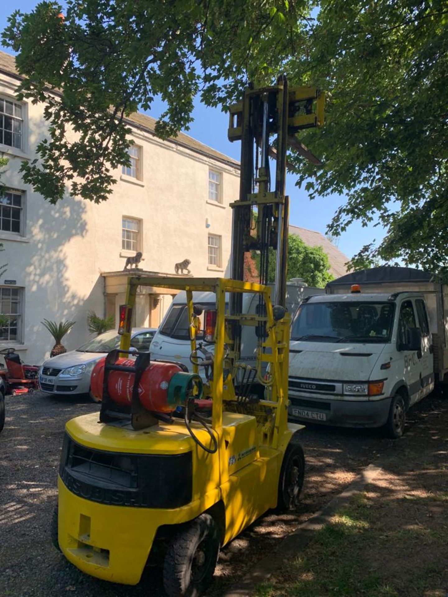 MITSUBISHI FG25 2.5 TON CONTAINER SPEC YELLOW GAS POWERED FORKLIFT *PLUS VAT* - Image 5 of 12