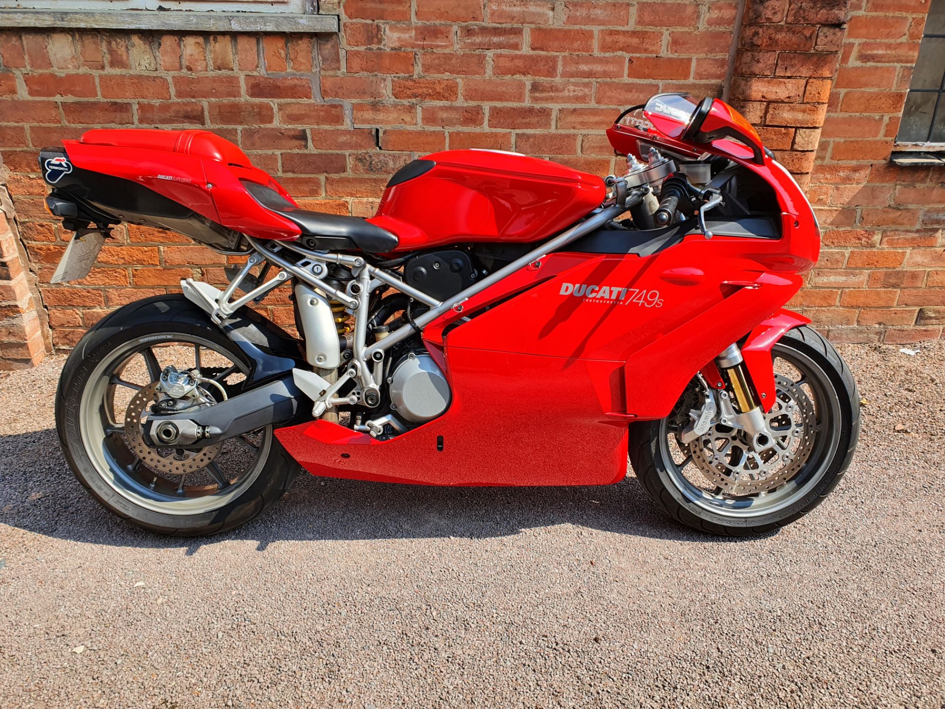 DUCATI 749S MOTORBIKE / MOTORCYCLE *NO VAT* - Image 2 of 5