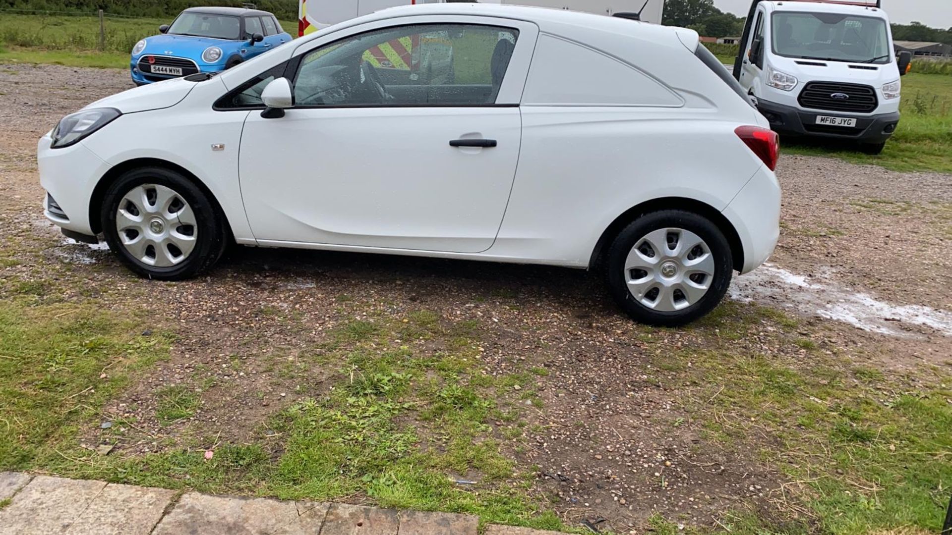 2017/17 REG VAUXHALL CORSA CDTI S/S 1.25 DIESEL CAR DERIVED VAN WHITE, SHOWING 1 FORMER KEEPER - Image 3 of 11