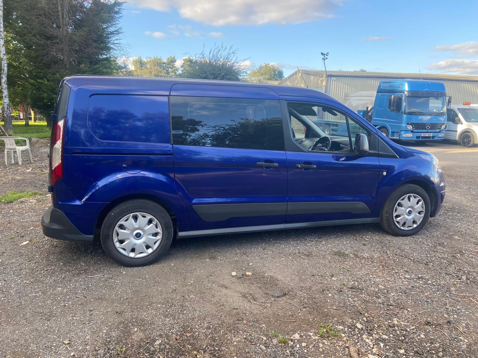 2016/66 REG FORD TRANSIT CONNECT 230 1.5 DIESEL BLUE PANEL VAN, SHOWING 0 FORMER KEEPERS *PLUS VAT* - Image 7 of 10