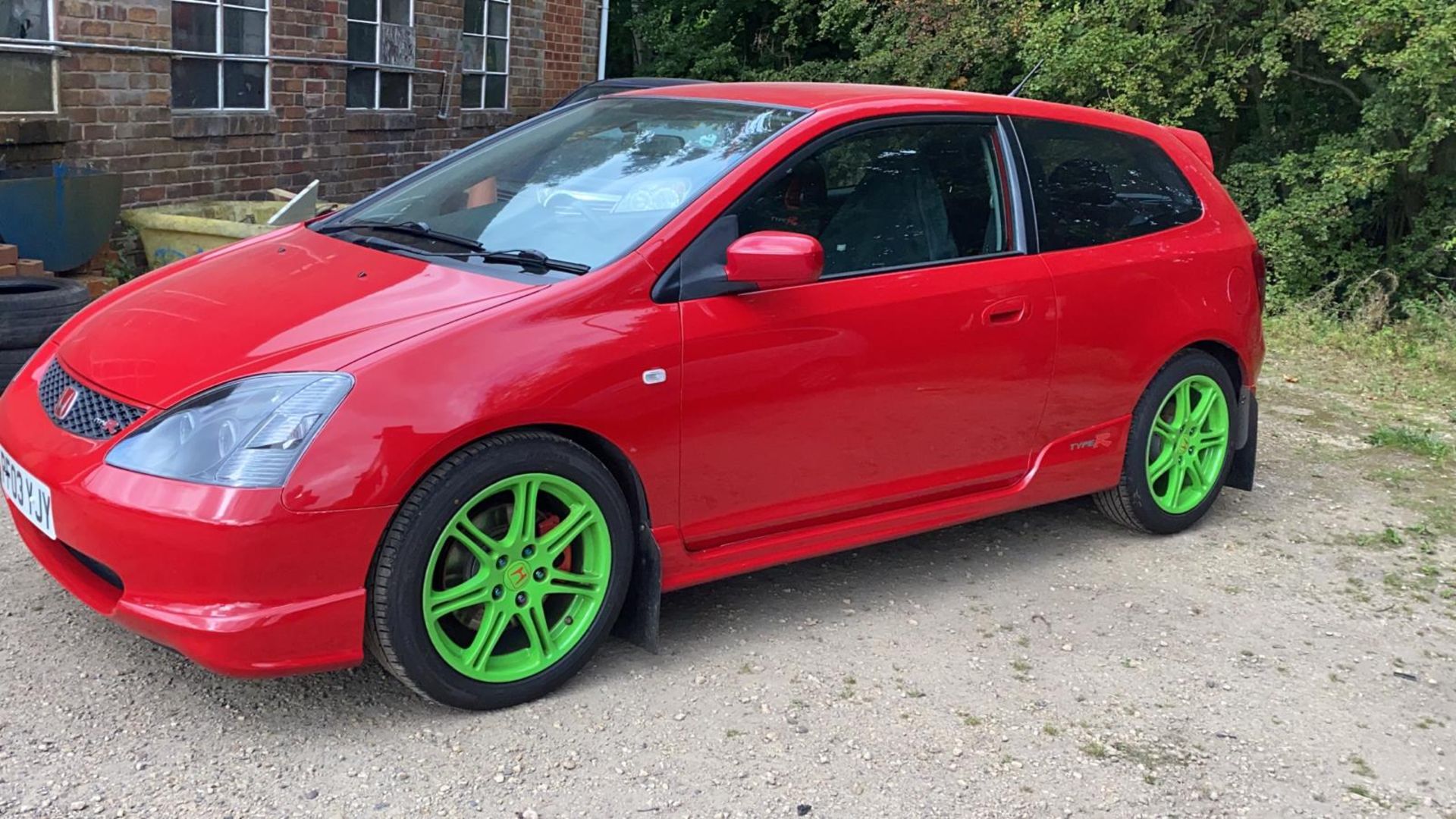 2003/03 REG HONDA CIVIC TYPE-R 2.0 PETROL RED 3 DOOR HATCHBACK *NO VAT* - Image 3 of 11