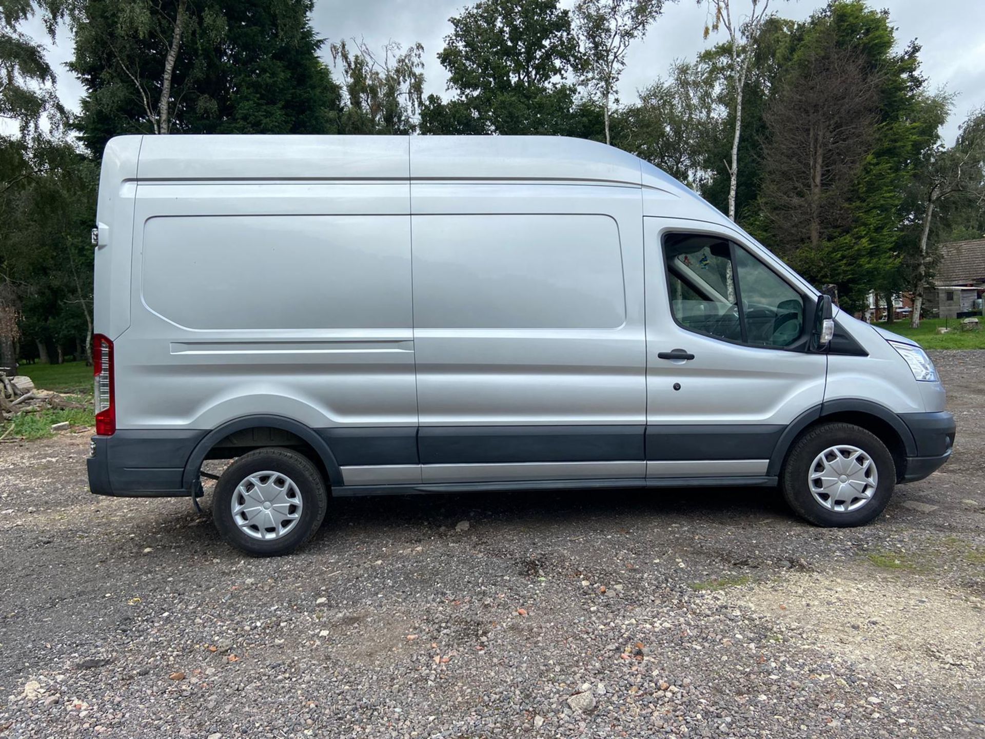 2016/16 REG FORD TRANSIT 350 TREND 2.2 DIESEL SILVER PANEL VAN, SHOWING 0 FORMER KEEPERS *NO VAT* - Image 7 of 10