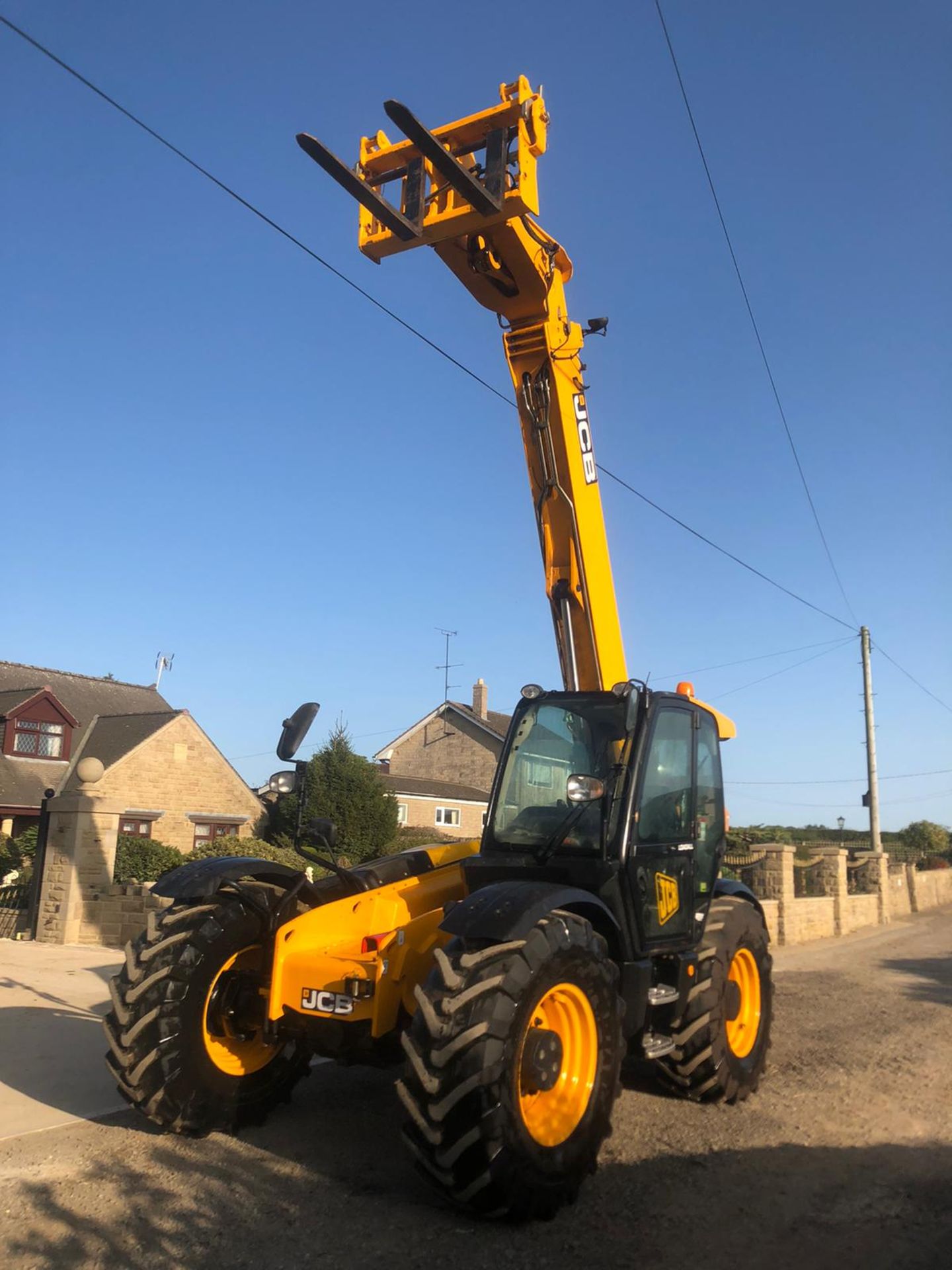 2012 JCB 550-80 AGRI PLUS TELEHANDLER, RUNS, DRIVES AND LIFTS, SHOWING 4214 HOURS *PLUS VAT*