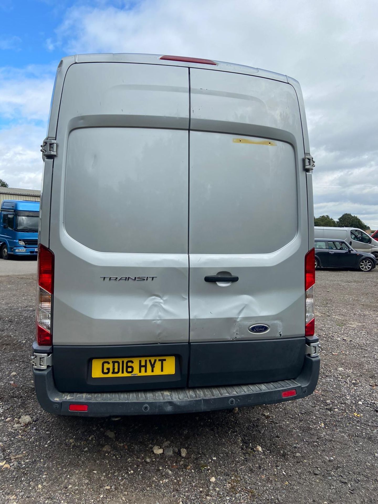 2016/16 REG FORD TRANSIT 350 TREND 2.2 DIESEL SILVER PANEL VAN, SHOWING 0 FORMER KEEPERS *NO VAT* - Image 5 of 10