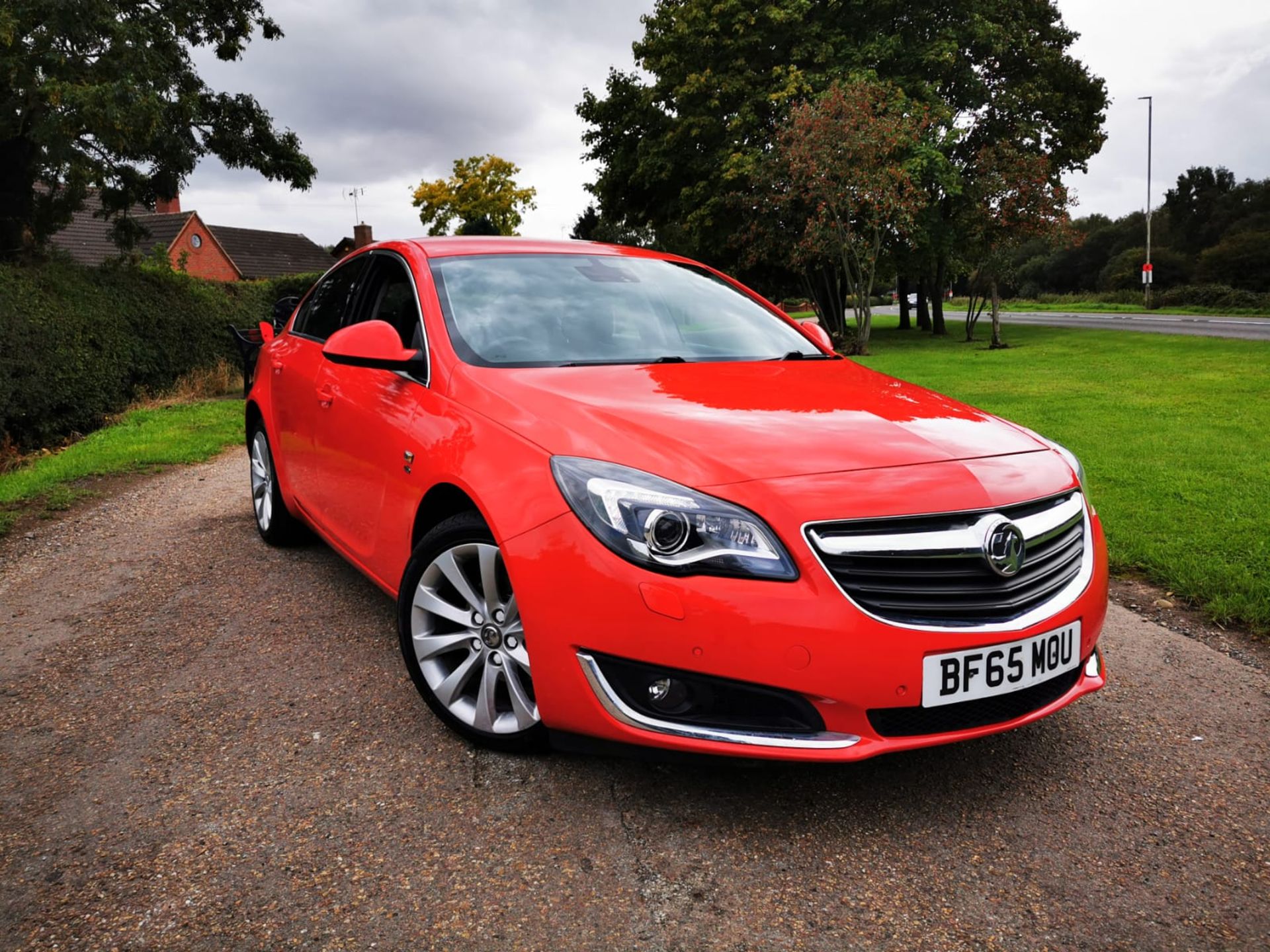 2015/65 REG VAUXHALL INSIGNIA ELITE NAV CDTI ECO 1.6 DIESEL 5DR HATCHBACK, SHOWING 1 FORMER KEEPER