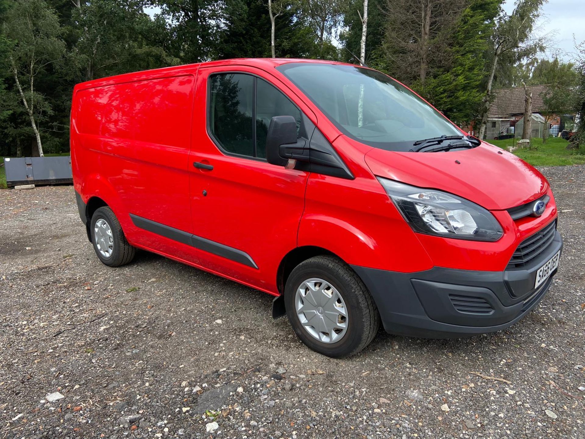 2016/66 REG FORD TRANSIT CUSTOM 270 2.0 DIESEL RED PANEL VAN, SHOWING 0 FORMER KEEPERS *PLUS VAT*