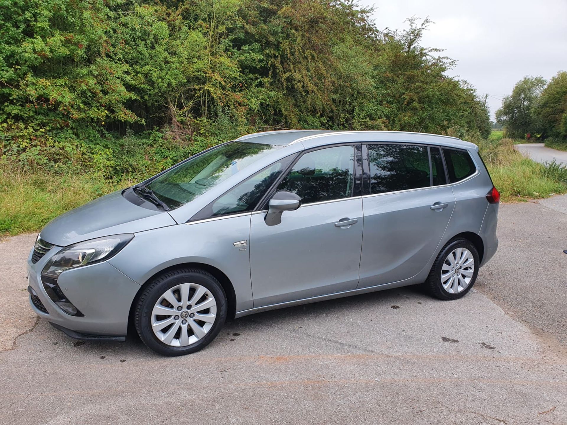 2013/63 REG VAUXHALL ZAFIRA TOURER SE CDTI 2.0 DIESEL SILVER MPV 7 SEATS, SHOWING 4 FORMER KEEPERS - Image 3 of 24