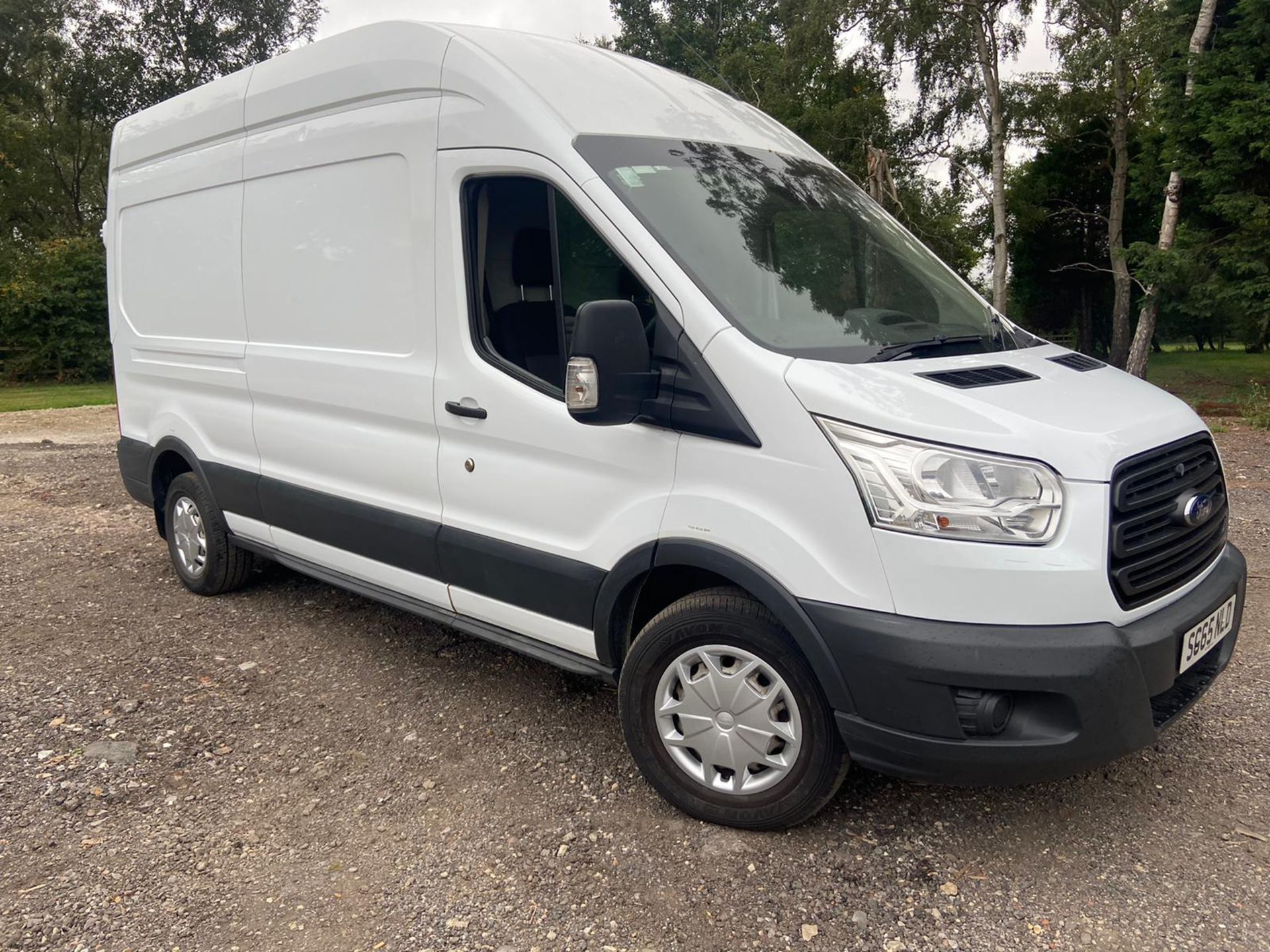 2015/65 REG FORD TRANSIT 350 2.2 DIESEL WORKSHOP 110V & 240V PANEL VAN, SHOWING 0 FORMER KEEPERS