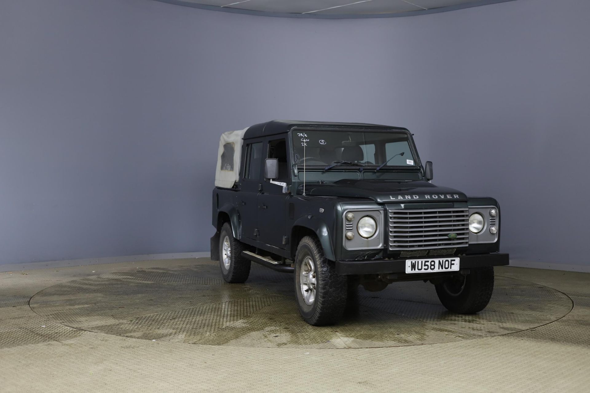 2008/58 REG LAND ROVER DEFENDER 110 XS DC LWB 2.4 DIESEL GREEN LIGHT 4X4, SHOWING 2 FORMER KEEPERS