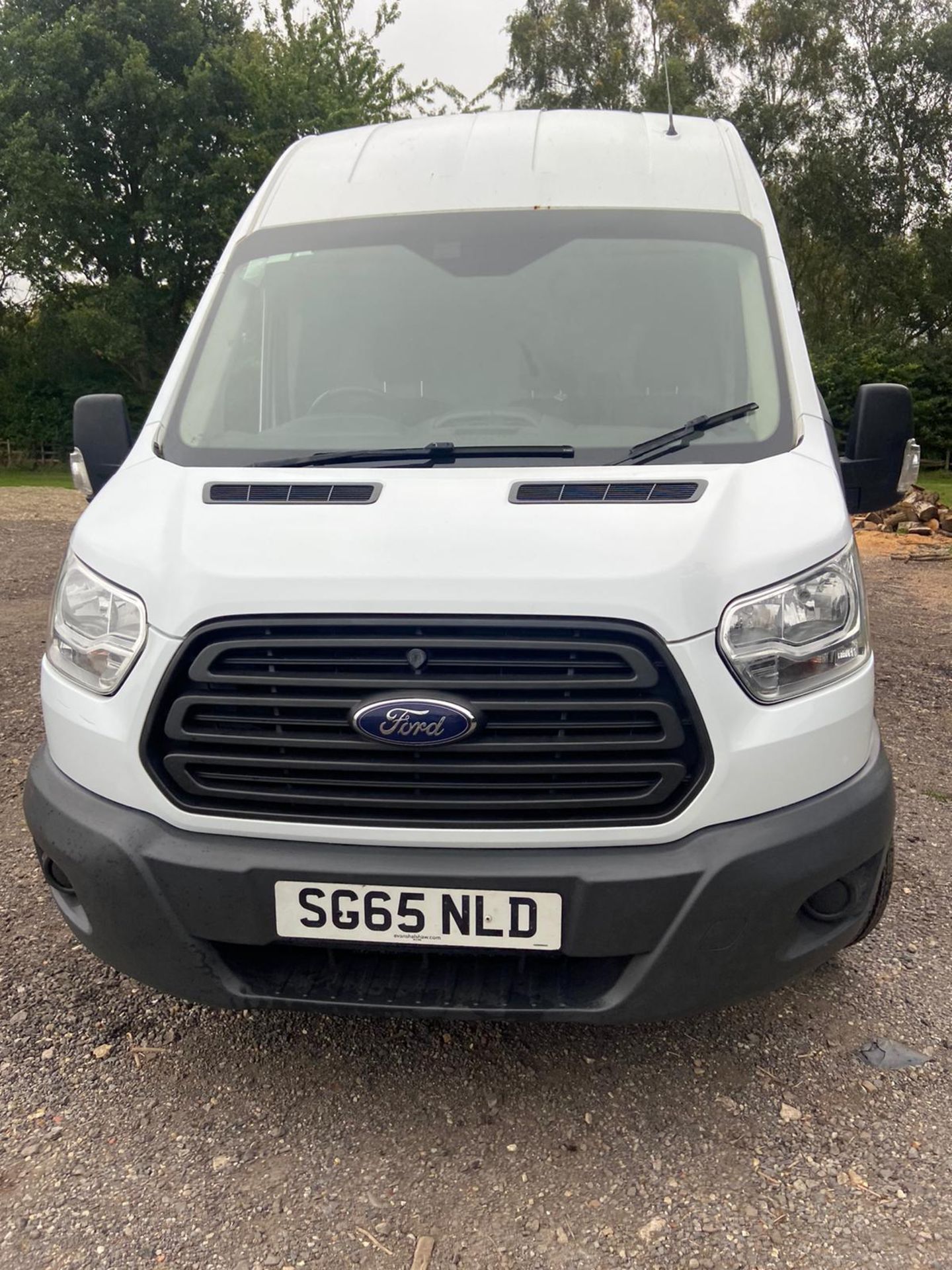 2015/65 REG FORD TRANSIT 350 2.2 DIESEL WORKSHOP 110V & 240V PANEL VAN, SHOWING 0 FORMER KEEPERS - Image 2 of 13