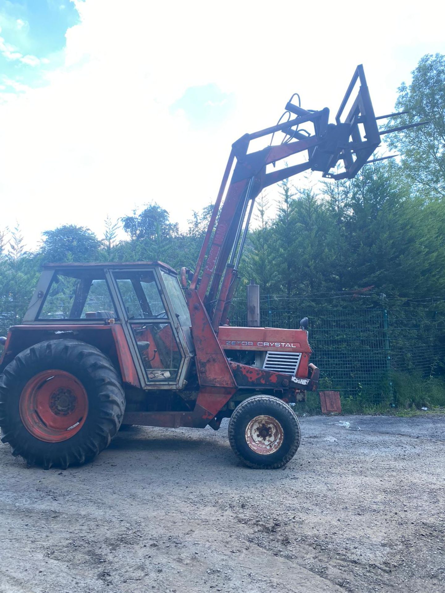 ZETOR CRYSTAL 8011 LOADER TRACTOR, RUNS, WORKS AND LIFTS, IN GOOD CONDITION *PLUS VAT* - Bild 3 aus 6