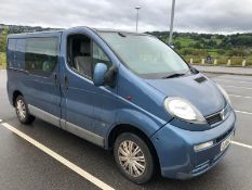 2004/04 REG VAUXHALL VIVARO 2700 DI SWB 1.9 DIESEL BLUE PANEL VAN, SHOWING 2 FORMER KEEPERS *NO VAT*