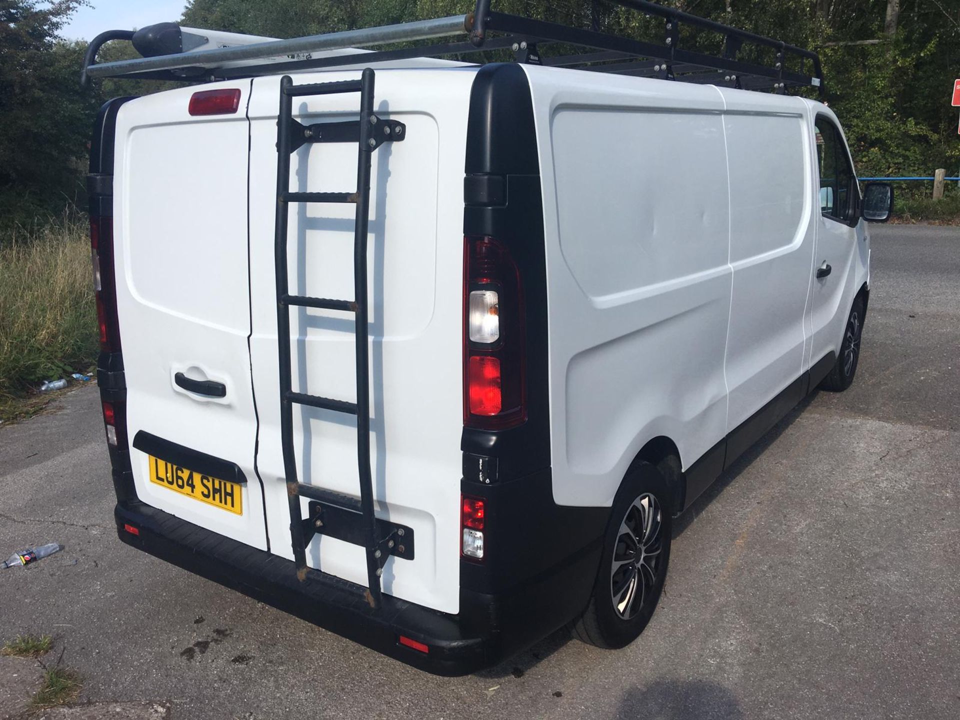 2016/16 REG RENAULT TRAFIC LL29 BUSINESS ENERGY D 1.6 DIESEL PANEL VAN, SHOWING 2 FORMER KEEPERS - Image 6 of 23