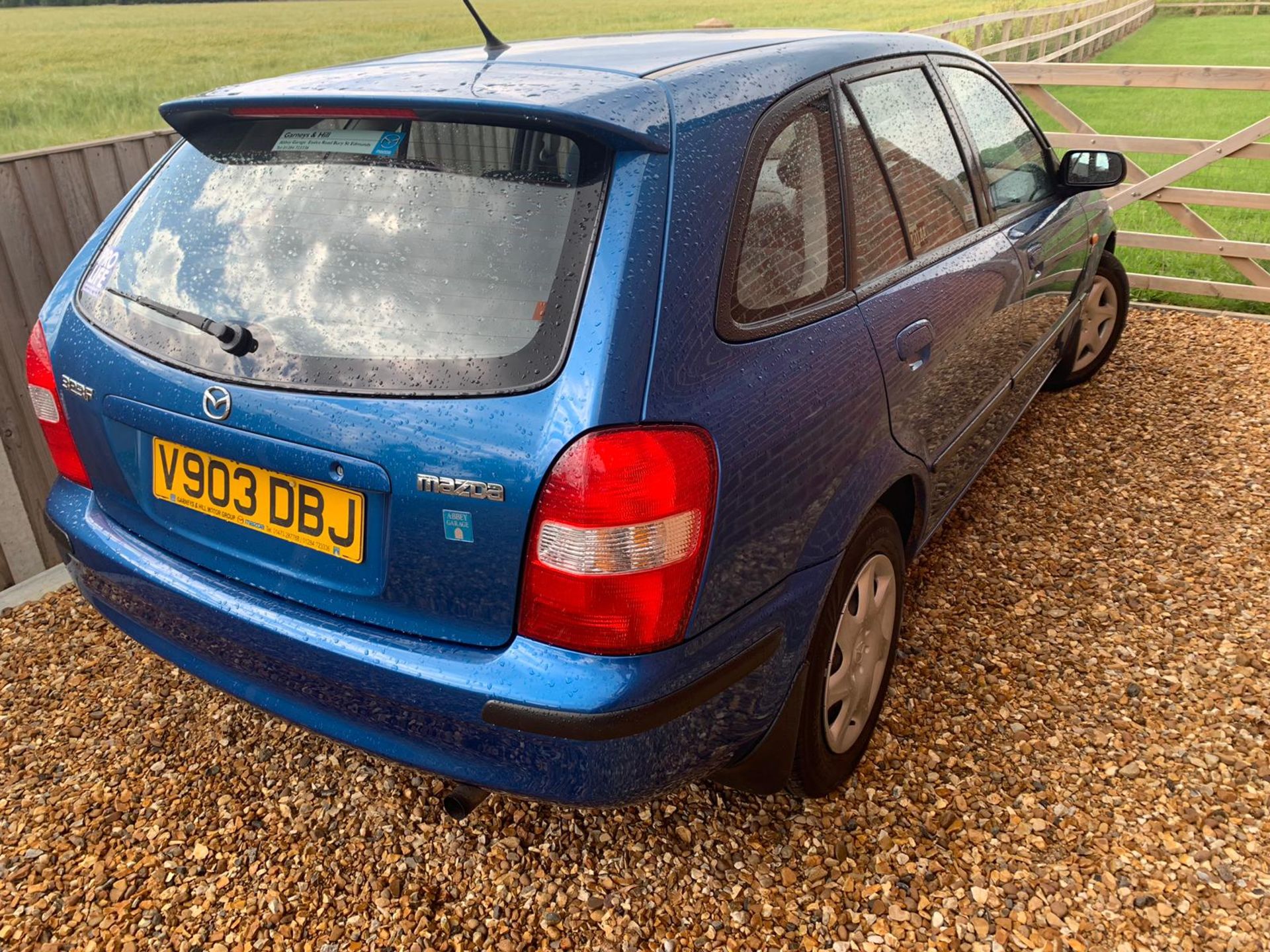 1999 MAZDA 323 GXI 1.5 PETROL 90 HP HATCHBACK, 1 OWNER FROM NEW, LAST SERVICE 38 MILES AGO *NO VAT* - Image 7 of 30
