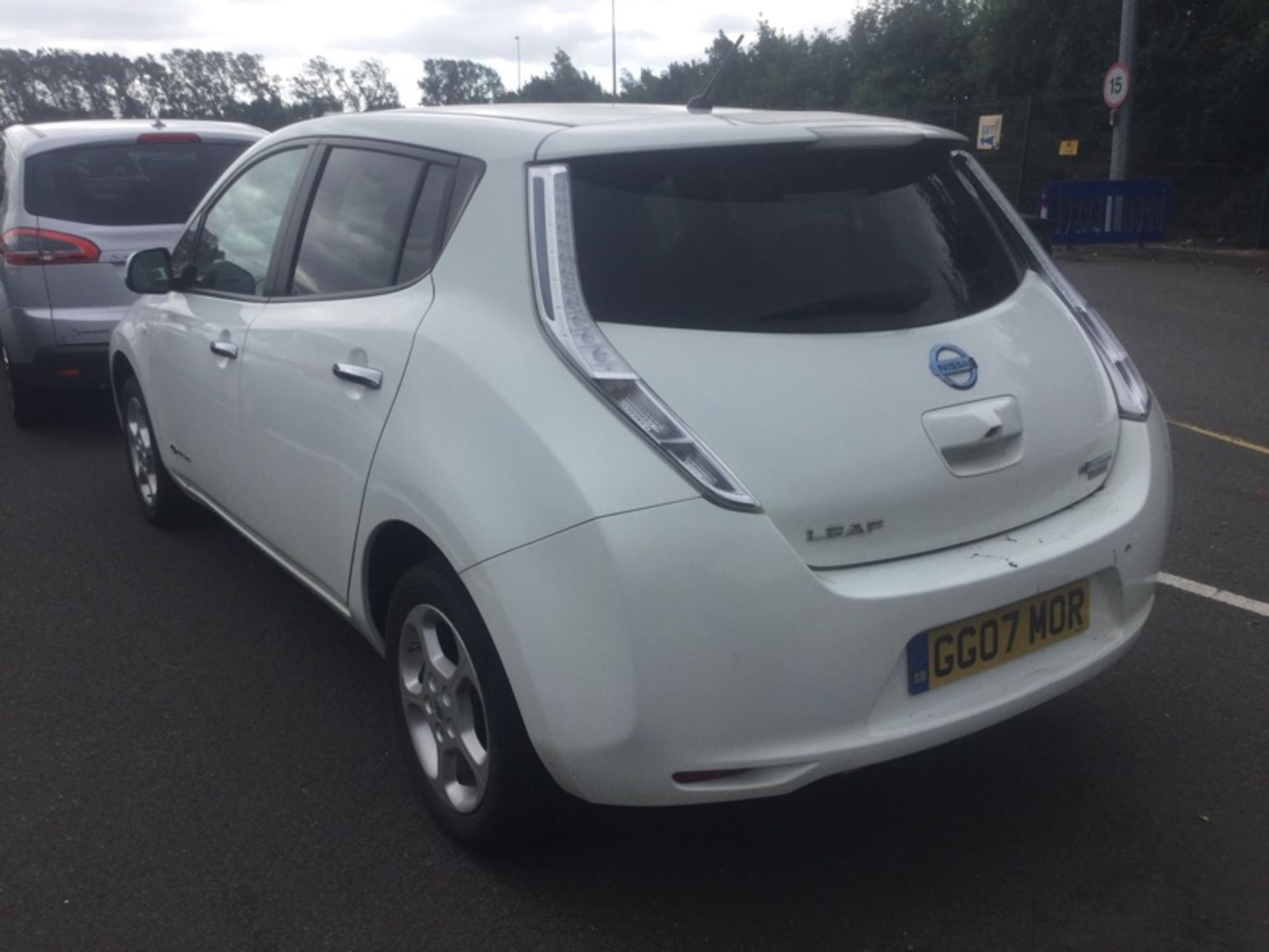 2014/64 REG NISSAN LEAF ACENTA FLEX WHITE ELECTRIC 5 DOOR HATCHBACK, SHOWING 1 FORMER KEEPER *NO VAT - Image 3 of 9