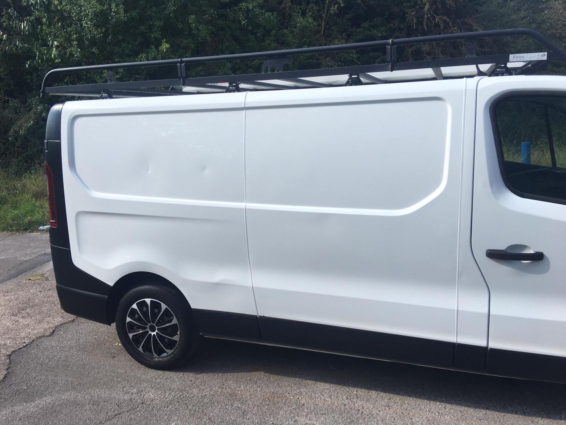 2016/16 REG RENAULT TRAFIC LL29 BUSINESS ENERGY D 1.6 DIESEL PANEL VAN, SHOWING 2 FORMER KEEPERS - Image 7 of 23