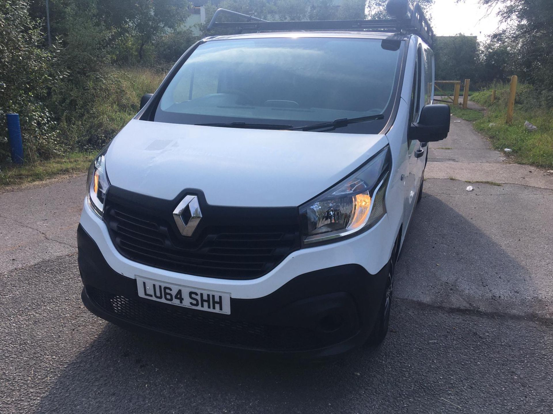 2016/16 REG RENAULT TRAFIC LL29 BUSINESS ENERGY D 1.6 DIESEL PANEL VAN, SHOWING 2 FORMER KEEPERS - Image 2 of 23