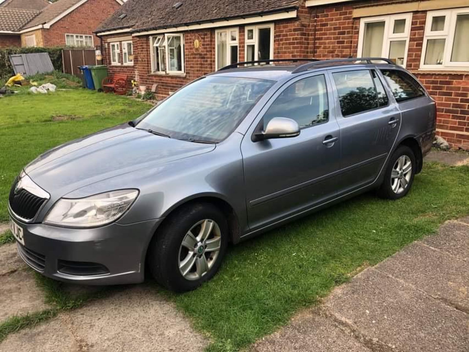 2012/12 REG SKODA OCTAVIA SE TDI CR 1.6 DIESEL GREY ESTATE, SHOWING 2 FORMER KEEPERS *NO VAT* - Image 3 of 14