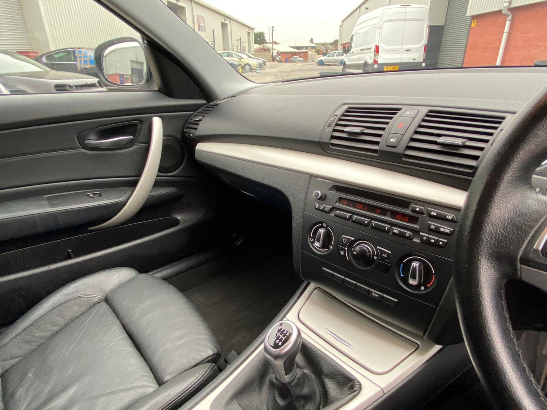 2012/62 REG BMW 118D ES 2.0 DIESEL WHITE COUPE, SHOWING 1 FORMER KEEPER *NO VAT* - Bild 3 aus 9