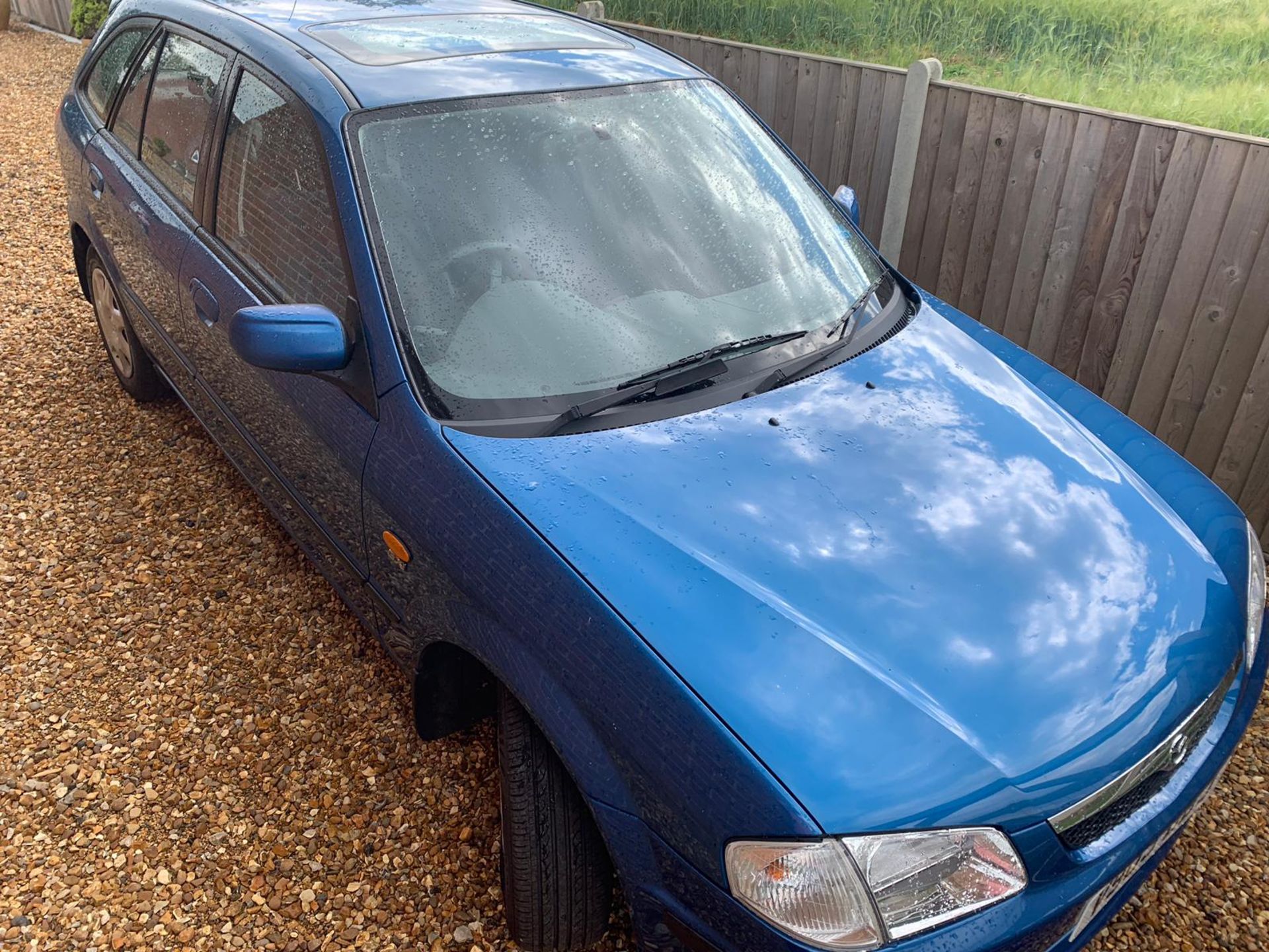 1999 MAZDA 323 GXI 1.5 PETROL 90 HP HATCHBACK, 1 OWNER FROM NEW, LAST SERVICE 38 MILES AGO *NO VAT* - Image 2 of 30