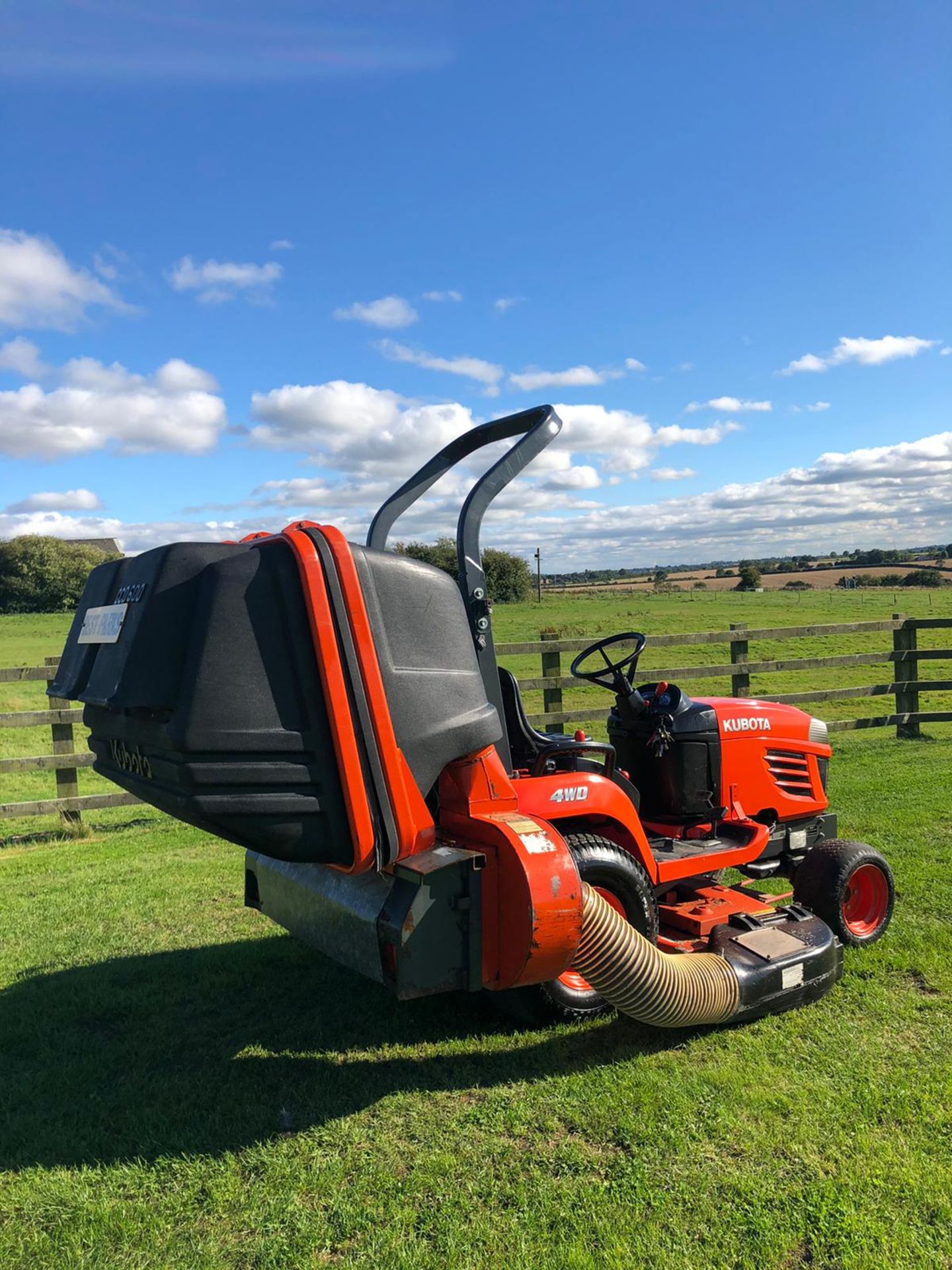 KUBOTA BX2350 COMPACT TRACTOR, RUNS, DRIVES AND CUTS, CLEAN MACHINE *PLUS VAT* - Image 3 of 7