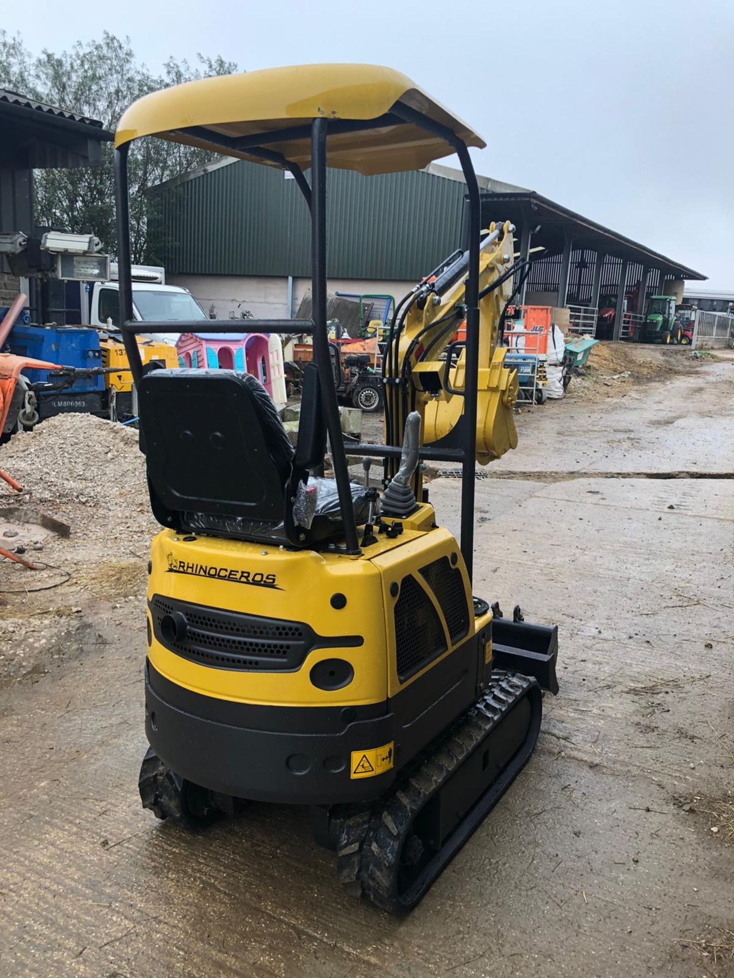 2020 RHINOCEROS XN08 EXCAVATOR RUBBER TRACKS, CANOPY, 3 X BUCKETS, RUNS, DRIVES AND DIGS *PLUS VAT* - Image 5 of 5