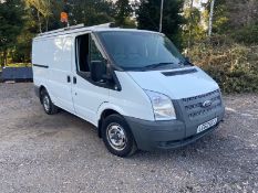 2012/62 REG FORD TRANSIT 100 T300 FWD 2.2 DIESEL WHITE PANEL VAN, SHOWING 0 FORMER KEEPERS *PLUS VAT