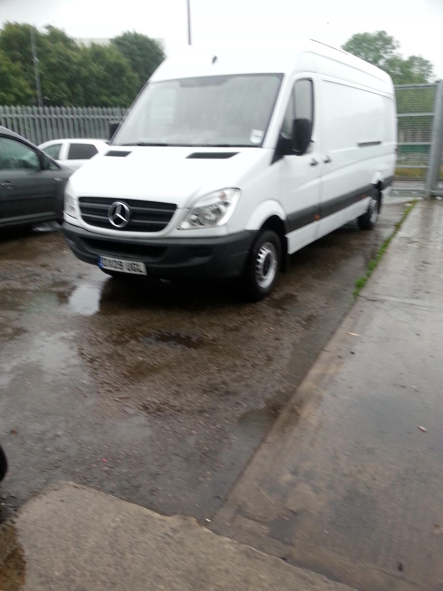 2009/09 REG MERCEDES SPRINTER 311 CDI LWB 2.2 DIESEL PANEL VAN, SHOWING 2 FORMER KEEPERS *PLUS VAT* - Image 3 of 10