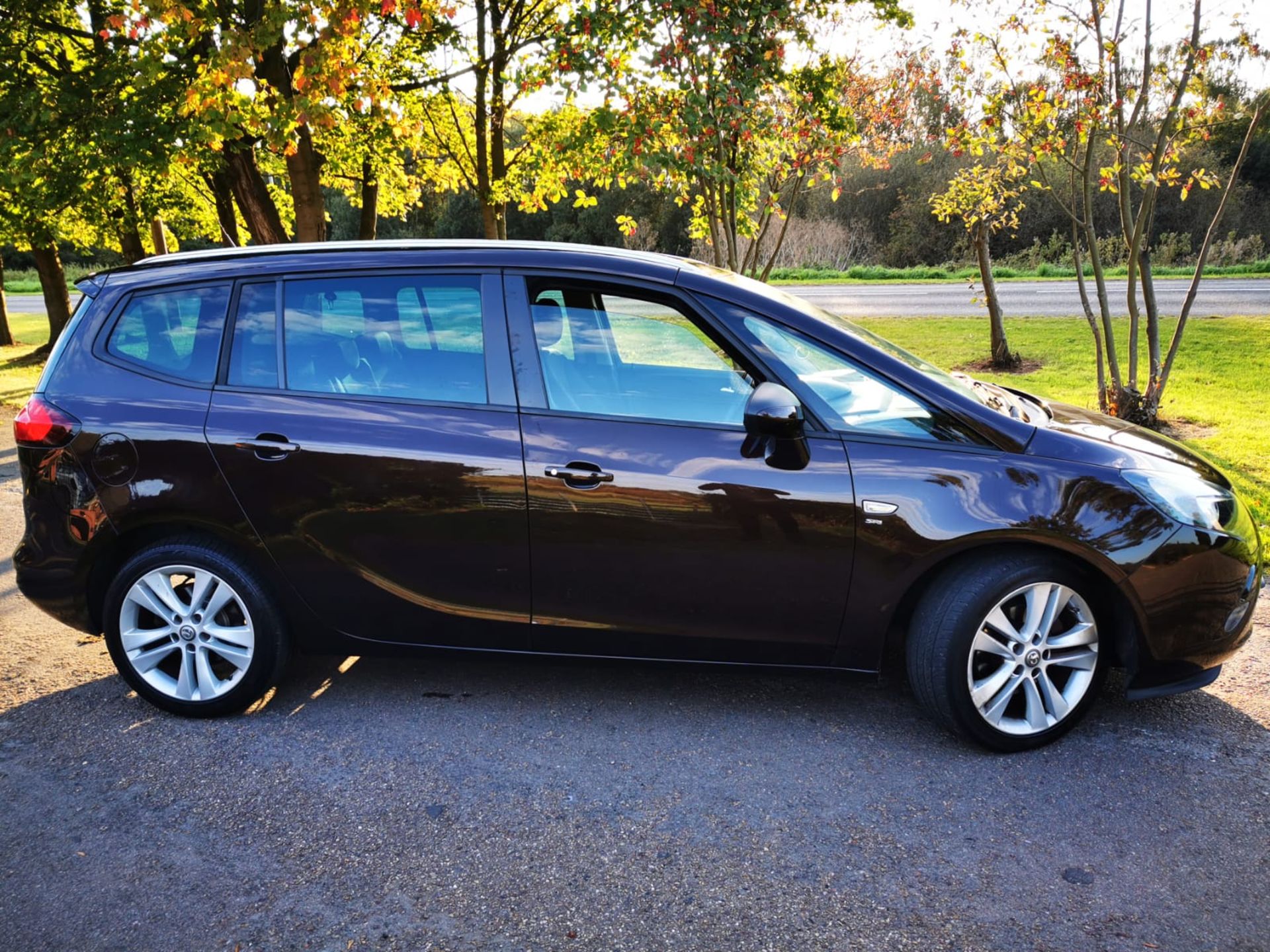 2014/64 REG VAUXHALL ZAFIRA TOURER SRI CDTI 2.0 DIESEL BROWN MPV 7 SEATS, SHOWING 1 FORMER KEEPER - Image 6 of 23