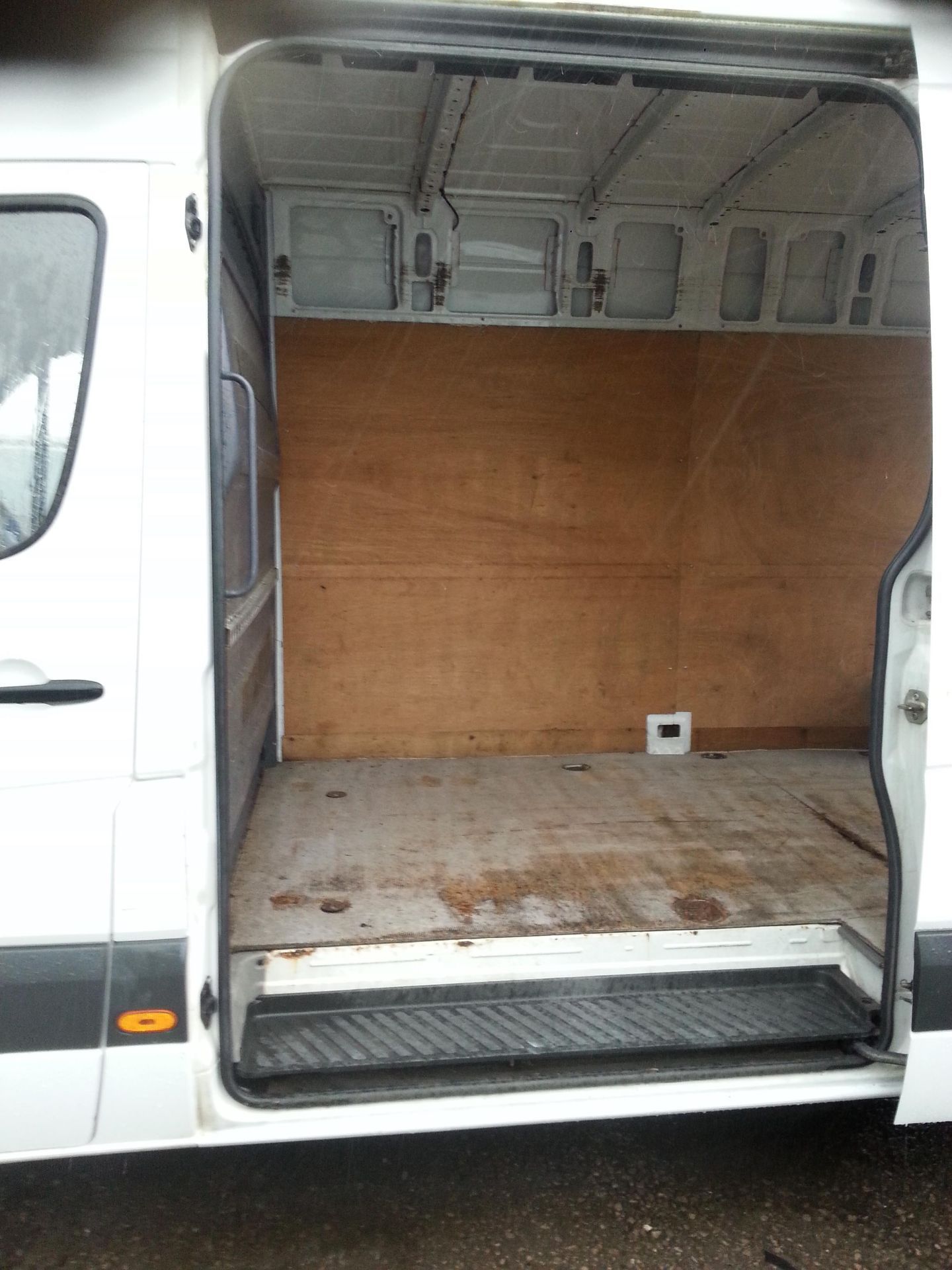 2009/09 REG MERCEDES SPRINTER 311 CDI LWB 2.2 DIESEL PANEL VAN, SHOWING 2 FORMER KEEPERS *PLUS VAT* - Image 8 of 10