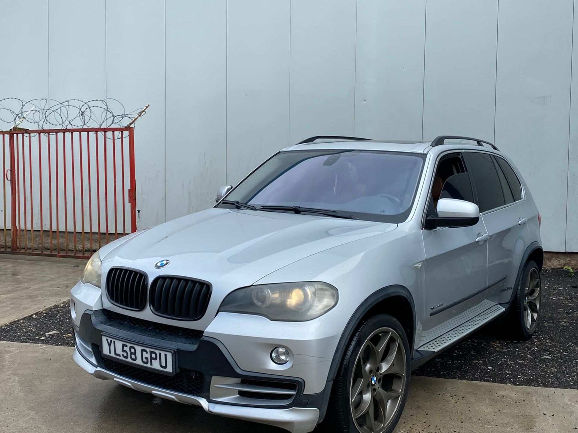 2009/58 REG BMW X5 4.8L PETROL AUTOMATIC SILVER, SHOWING 1 FORMER KEEPER - LEFT HAND DRIVE *NO VAT* - Image 3 of 12