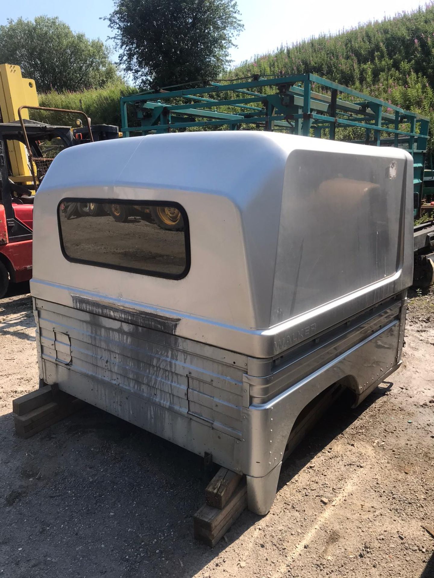 LAND ROVER DEFENDER BODY AND HARD TOP SUITABLE FOR DEFENDER 110, GOOD CONDITION NO DENTS *PLUS VAT* - Image 2 of 4