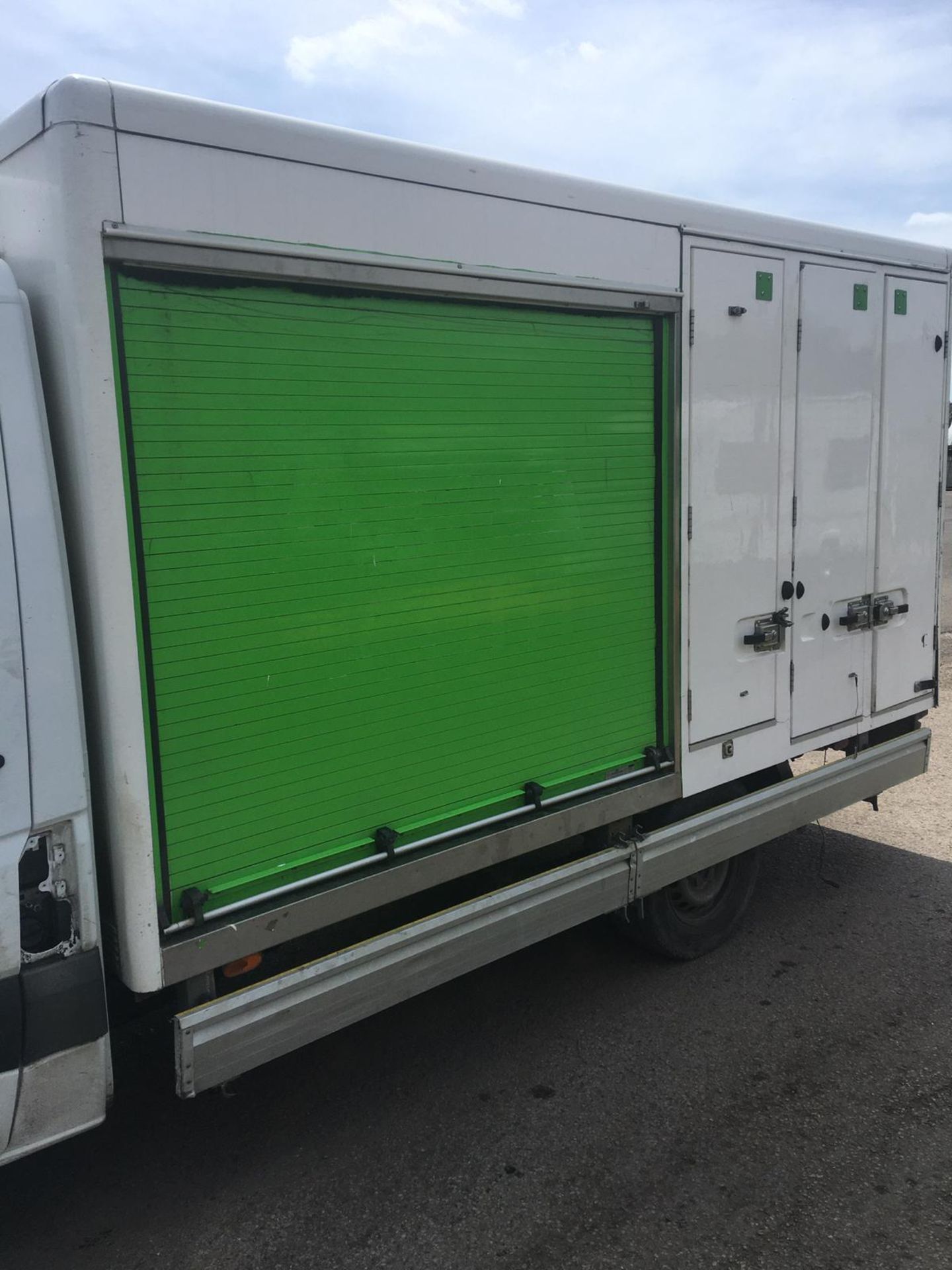 EX SUPERMARKET GAH REFRIGERATION REAR BOX UNIT, ROLLER SHUTTER DOOR, YOU'RE BIDDING FOR THE BOX ONLY