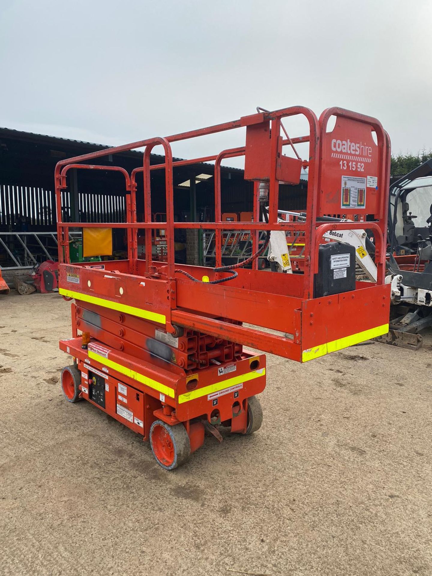 2010 SNORKEL S1930E SCISSOR LIFT, RUNS, DRIVES AND LIFTS *PLUS VAT* - Image 4 of 5